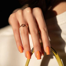 Load image into Gallery viewer, 24 CARROTS GĒL LAKA - 7 ML