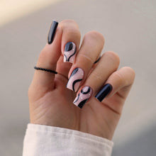 Load image into Gallery viewer, AUTUMN FATUM GĒL LAKA - 7 ML