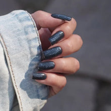 Ielādējiet attēlu galerijas skatītājā, TOPLESS GLANCĒTAIS TOPS AR SPĪDUMIEM - 7 ML